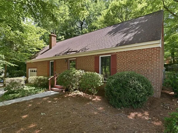 4302 Lawndale Dr, Greensboro, NC 27455
