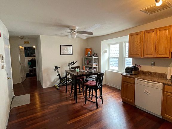 4th image of 4841 Walton Ave #3