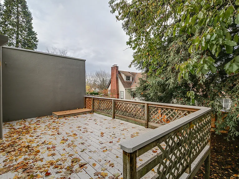 171 W 18th Ave — Photo 20