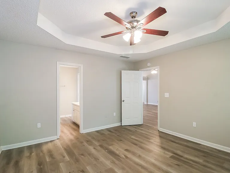 154 Fairhaven Trl — Photo 10