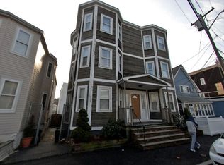 15 Wave Ave APT 1A, Revere, MA 02151