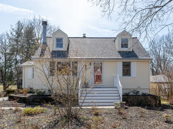 101 Collett Street, North Haven, CT 06473