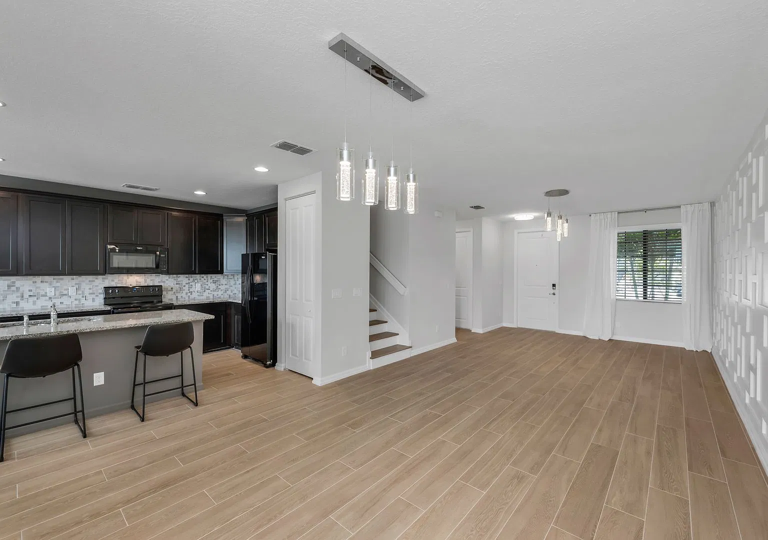 Beautiful Home in Bonita Fairways - Small Pets Welcome! — Photo 4