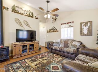 2112 Fishermans Rd, Overgaard, AZ 85933