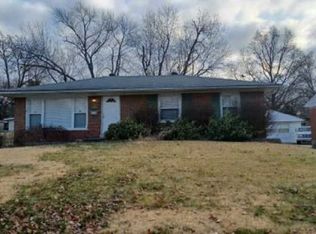 230 Saint Edward Ln, Florissant, MO 63033