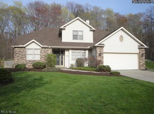 7063 Lassiter Dr, Cleveland, OH 44129