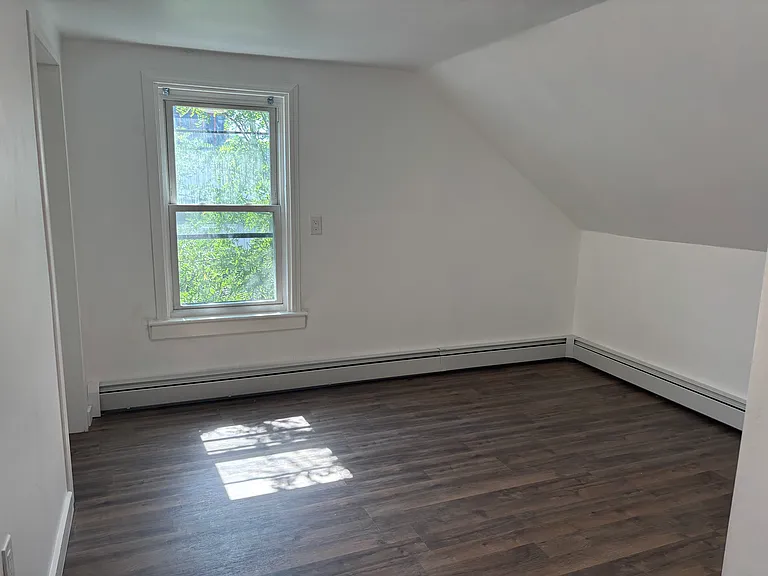 26 Armington St #2A — Photo 10