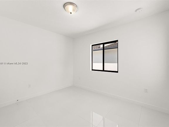5th image of 2958 NW 57th St #1