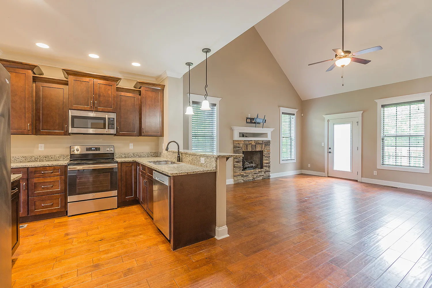 7388 Lazy Brook Court - 1 — Photo 3