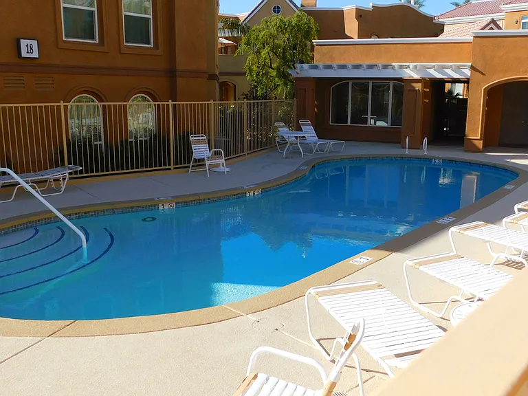 45245 Seeley Dr #18D — Photo 35