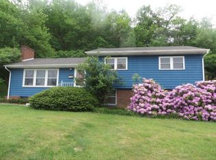 2216 Windsor Ave, Bristol, TN 37620