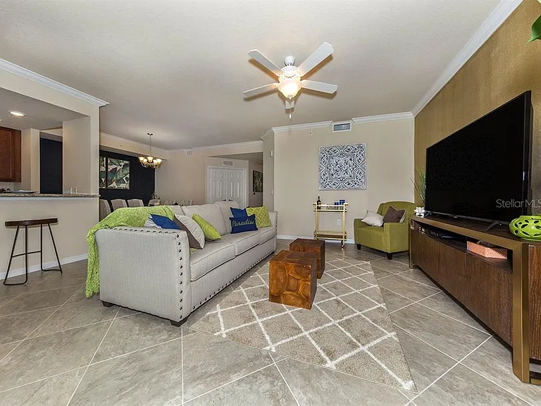 5548 Palmer Cir #103 — Photo 6