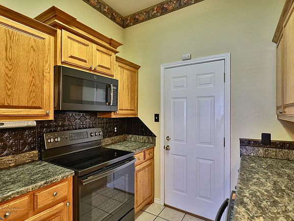 4th image of 7810 White Blvd