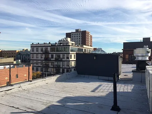 Rented by Arvik Group Real Estate | media 81