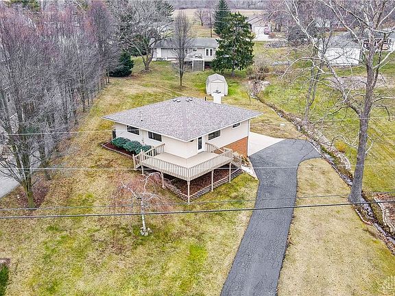 2nd image of 1290 Chickasaw Dr