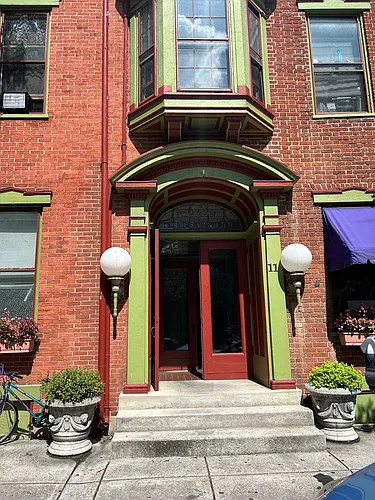 25 W Pomfret St Photo 1