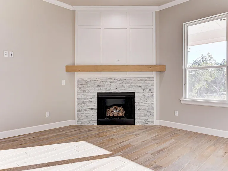 1811 Hollow Crest Ct — Photo 7