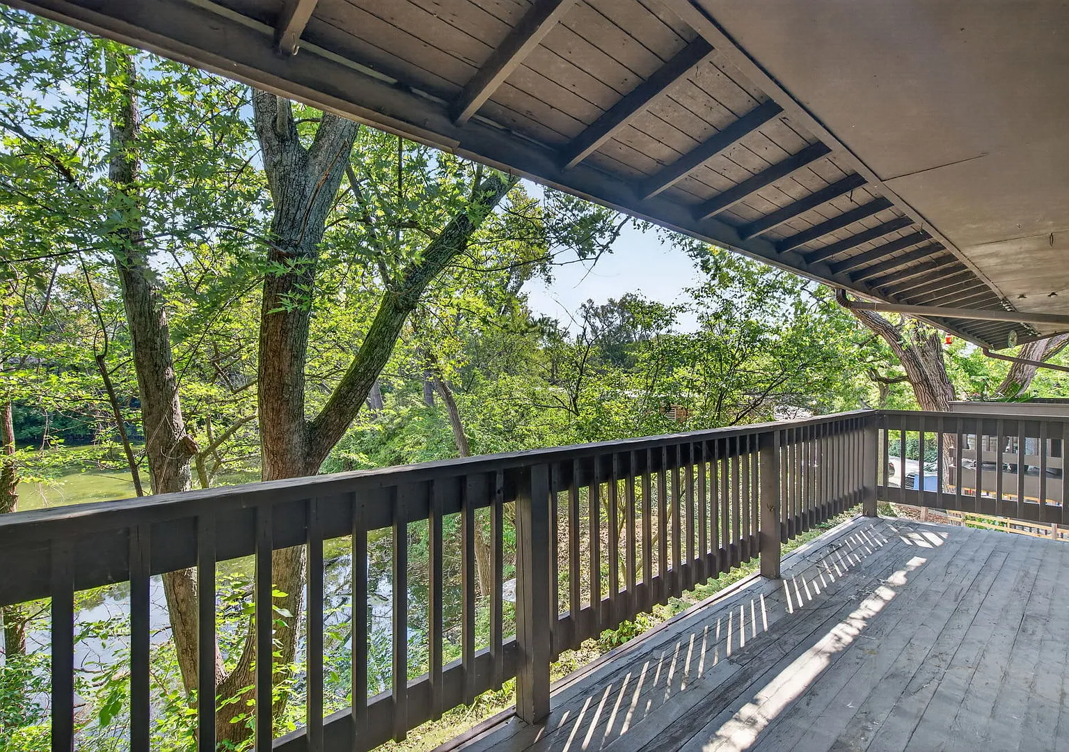 1 bed, 1.0 bath, 640 sqft, $1,550 — Photo 2