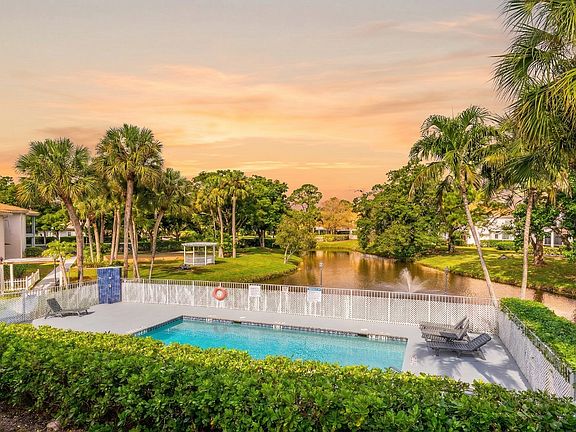 3rd image of 5458 Via Delray APT 207