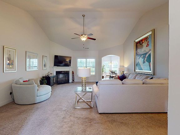 3rd image of 517 Villa Grande Drive