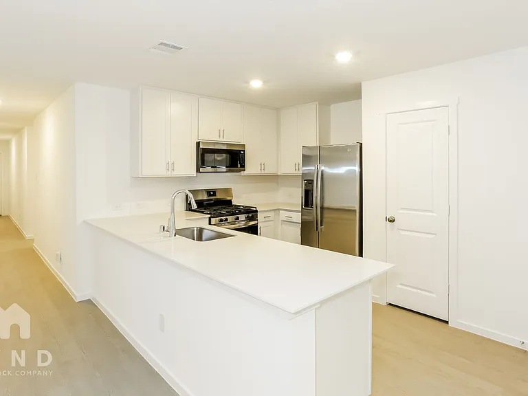 10116 Dalgreen Cir — Photo 10