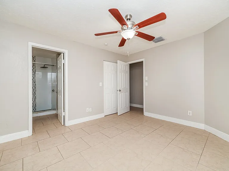 11105 Cherrywood Ln — Photo 7