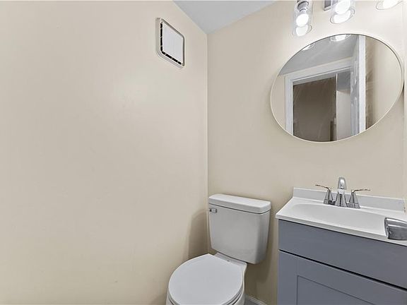 5th image of 638 Ilyssa Way
