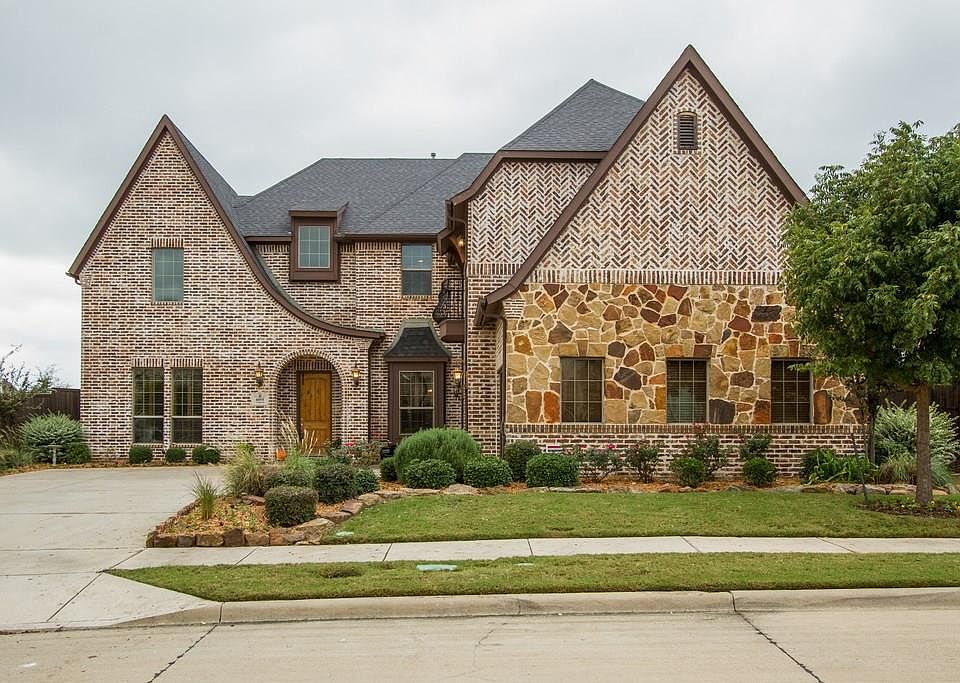 1st image of 6055 Chatham Dr