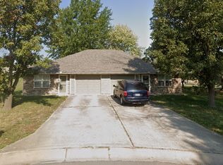 108 SE 25th St APT A, Oak Grove, MO 64075