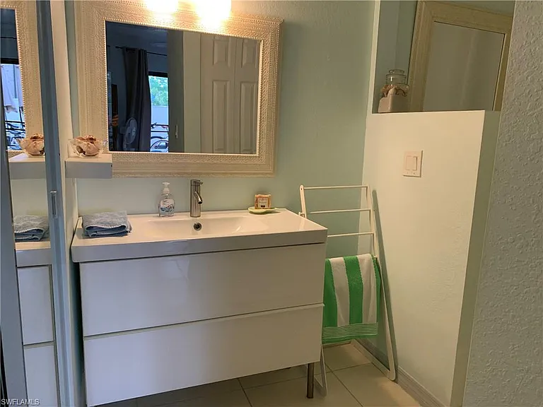65 Emerald Woods Dr #E8 — Photo 6