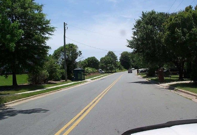 2nd image of 2026 Willow Rd