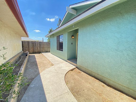 5th image of 441 1/2 Sequoia Dr