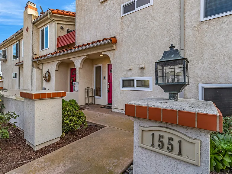 1551 Fortuna Ave — Photo 34
