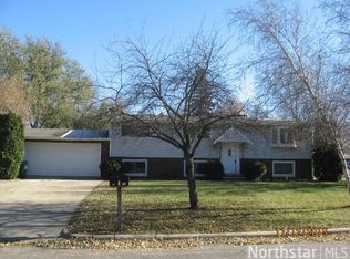 25 Lakeview Dr NW, Cokato, MN 55321