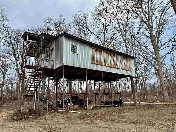 2nd image of 746 S Prong Rd