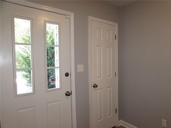 4th image of 1756 Twin Brooks Dr SE