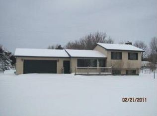 2065 Townline Ct, Lapeer, MI 48446