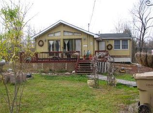 27752 75th St, South Haven, MI 49090