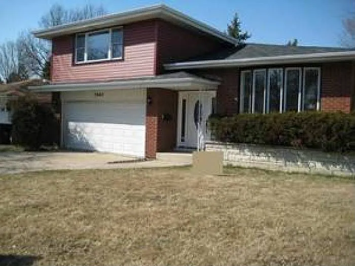 5642 Murray Dr photo 1