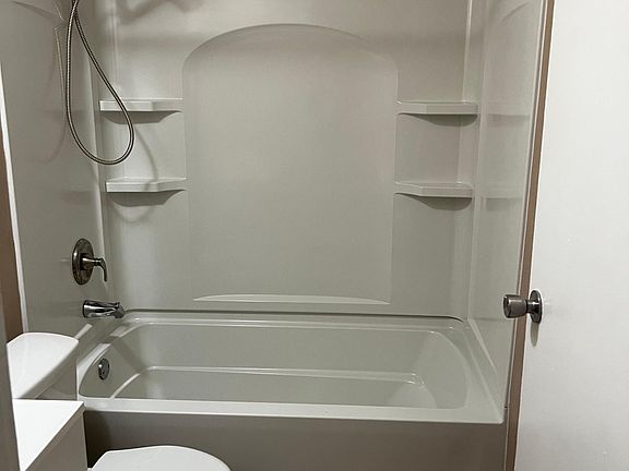 5th image of 3679 Hertland Dr
