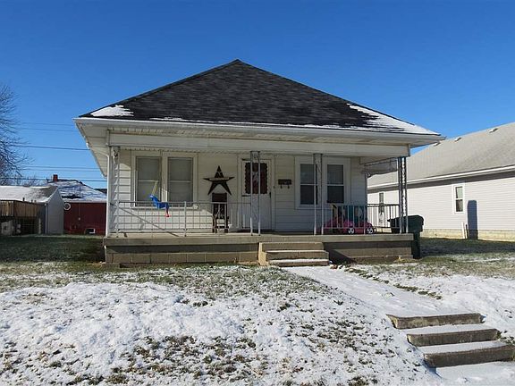 2nd image of 2013 Cherrywood Ave