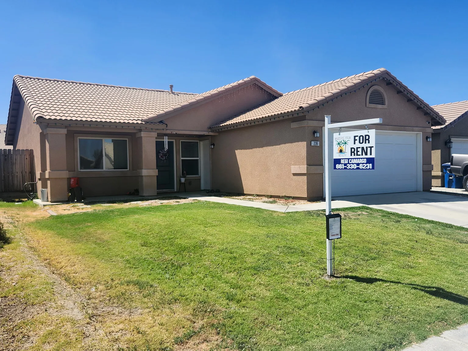 3 bed, 1155 sqft, $2,150 — Photo 3