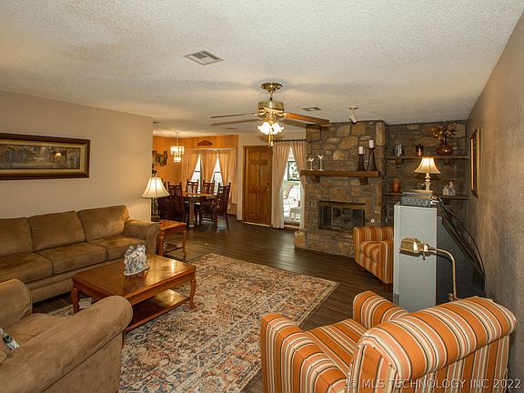 3rd image of 1724 S 84th East Ave