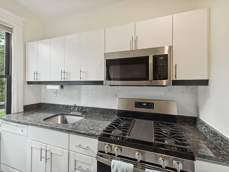 710 Maryland Ave NE #3 — Photo 10