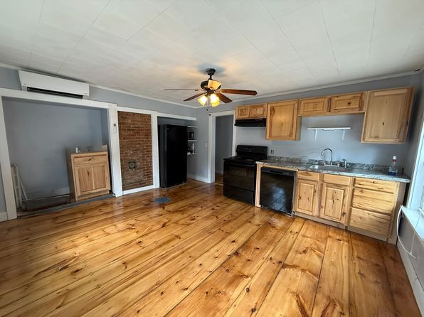 110 Main St #2