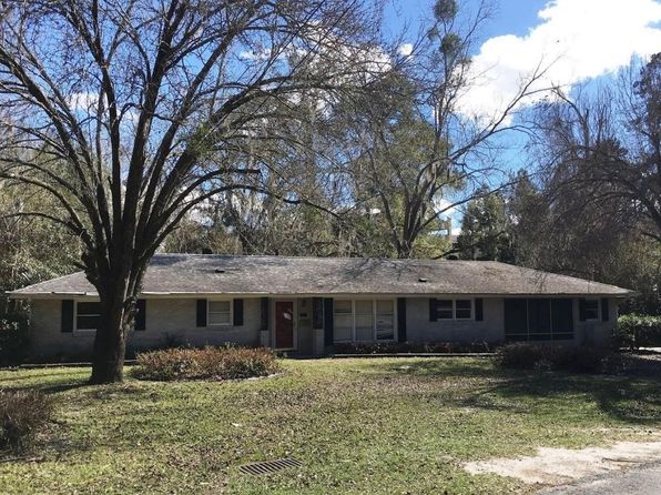 521 Brookdale Dr
