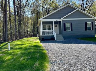 380 Circle Ln, Colonial Beach, VA 22443