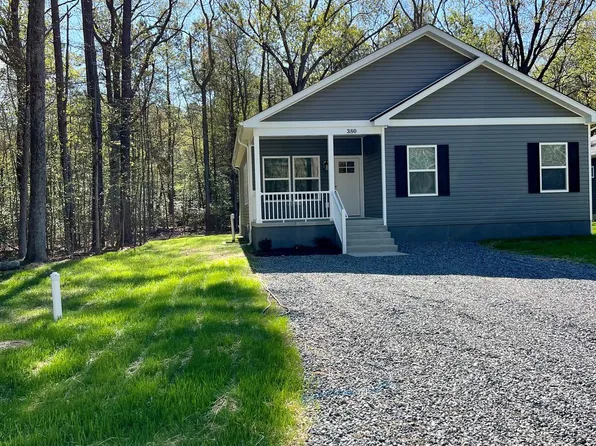 380 Circle Ln, Colonial Beach, VA 22443