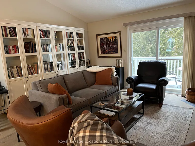 149 Fairway Cres #68 — Photo 3
