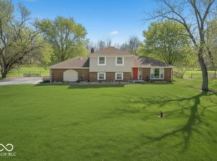 2367 E 400 N, Whiteland, IN 46184